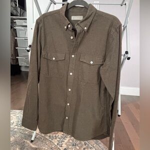 Everlane Olive Casual Button-Down Shirt